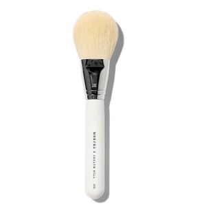 JHO2 MORPHE X JACLYN HILL
BRONZER BRUSH